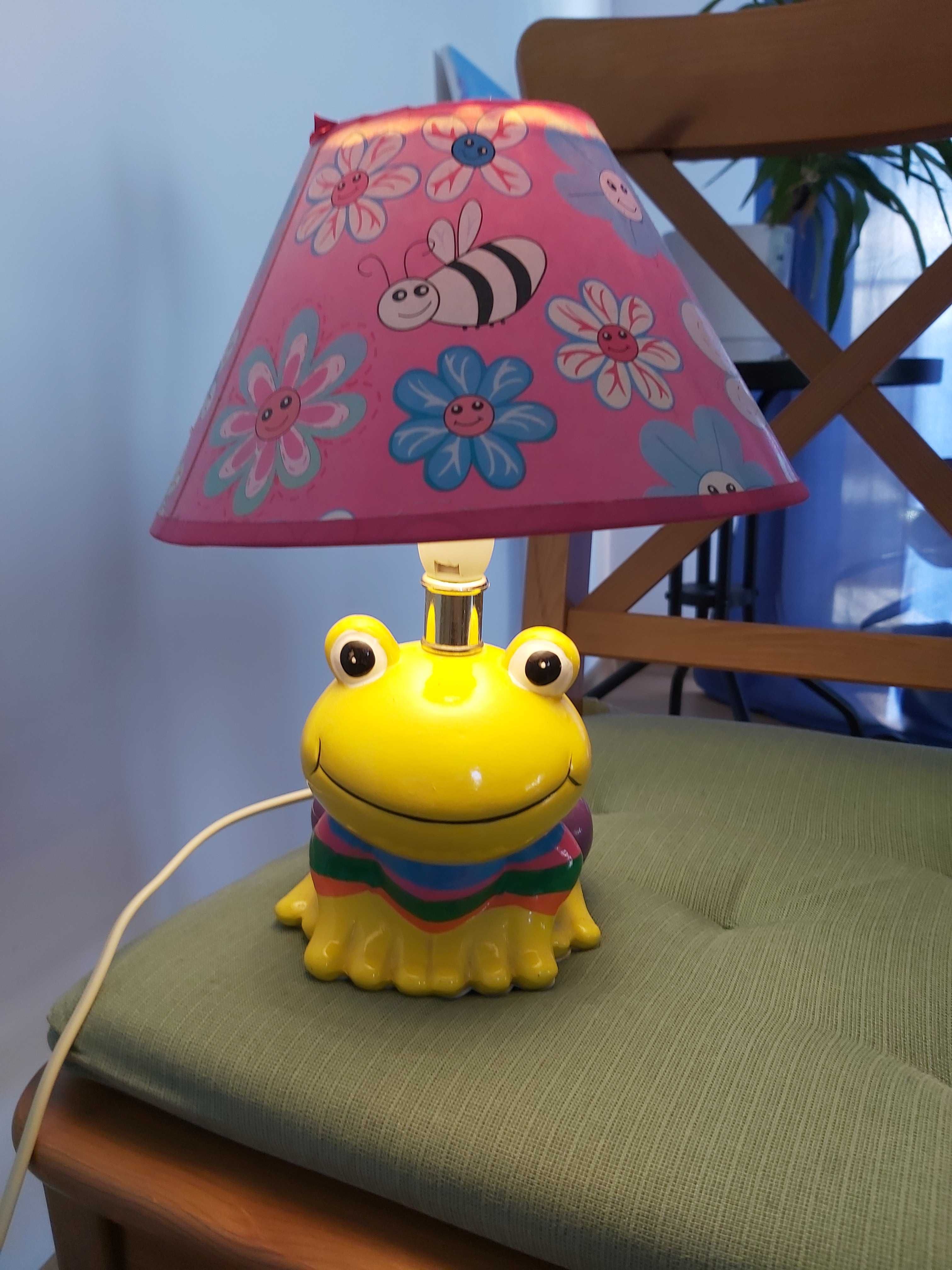 Lamka Camelion żabka