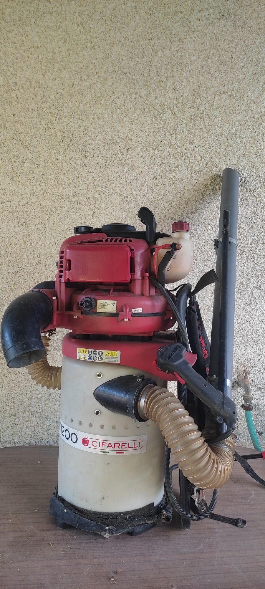 Cifarelli V1200 Máquina de apanhar castanhas