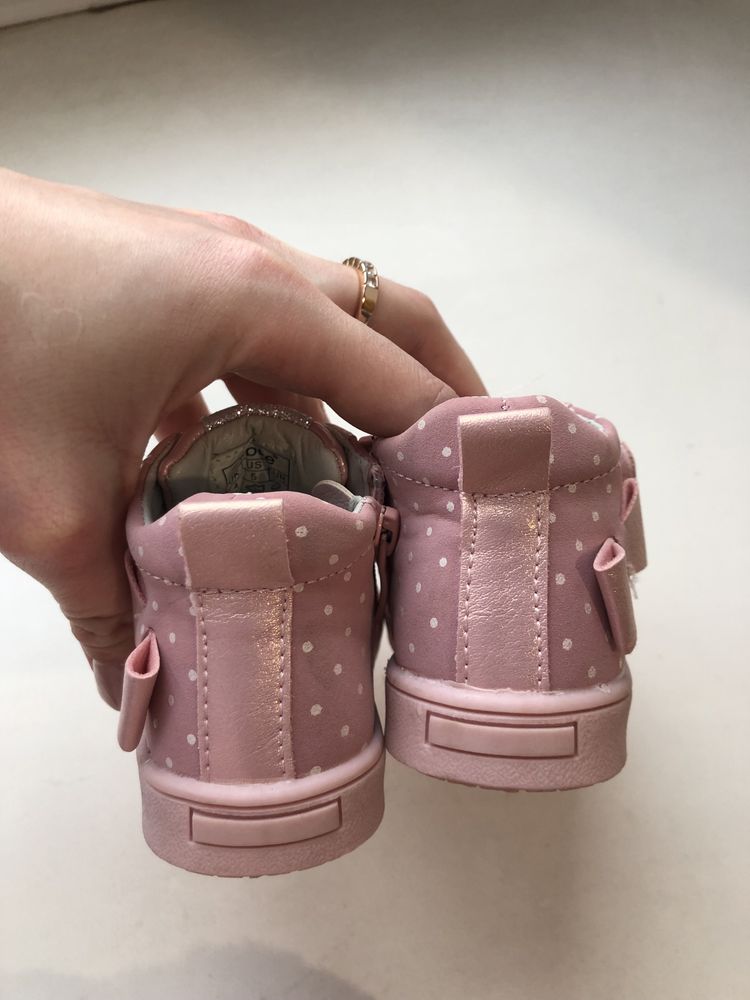 Шкіряні Ботинки для дічинки , чоботи ,20 розмір