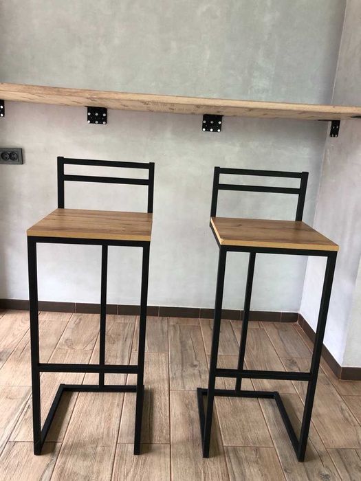 Мебель для кафе та ресторанів: диван, стільці, барні стільці