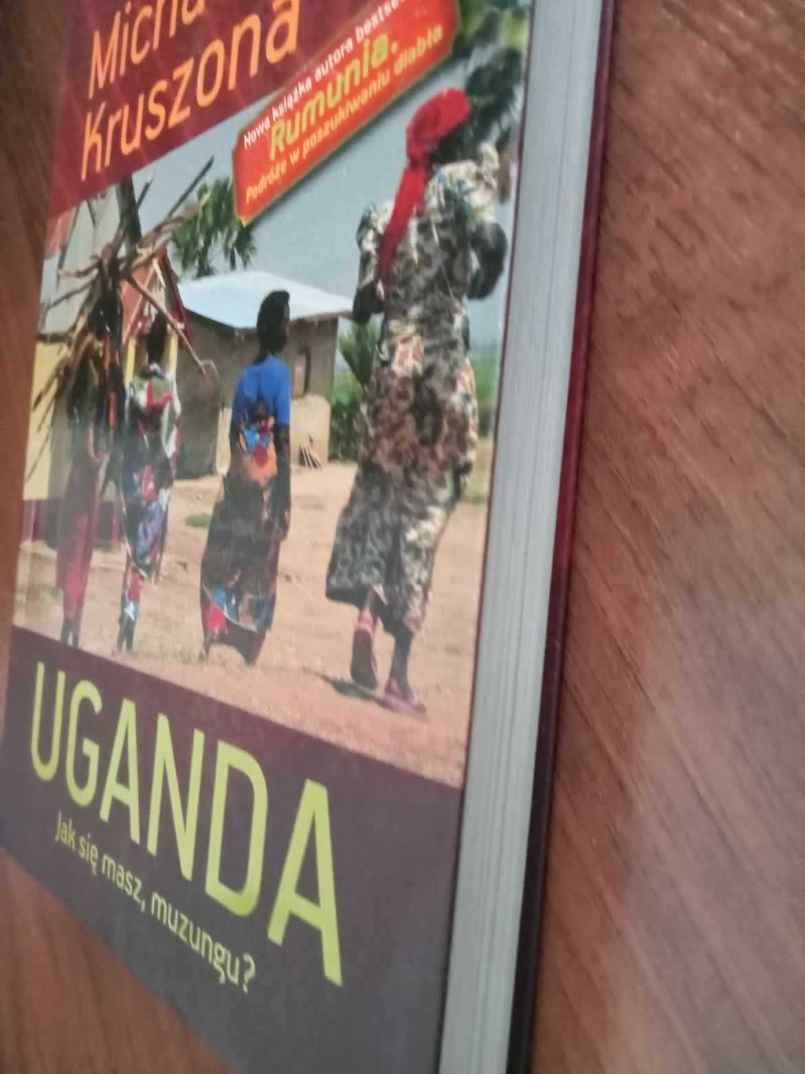 2+1, Ksiązka "Uganda. Jak się masz, muzungu?" Michał Kruszona