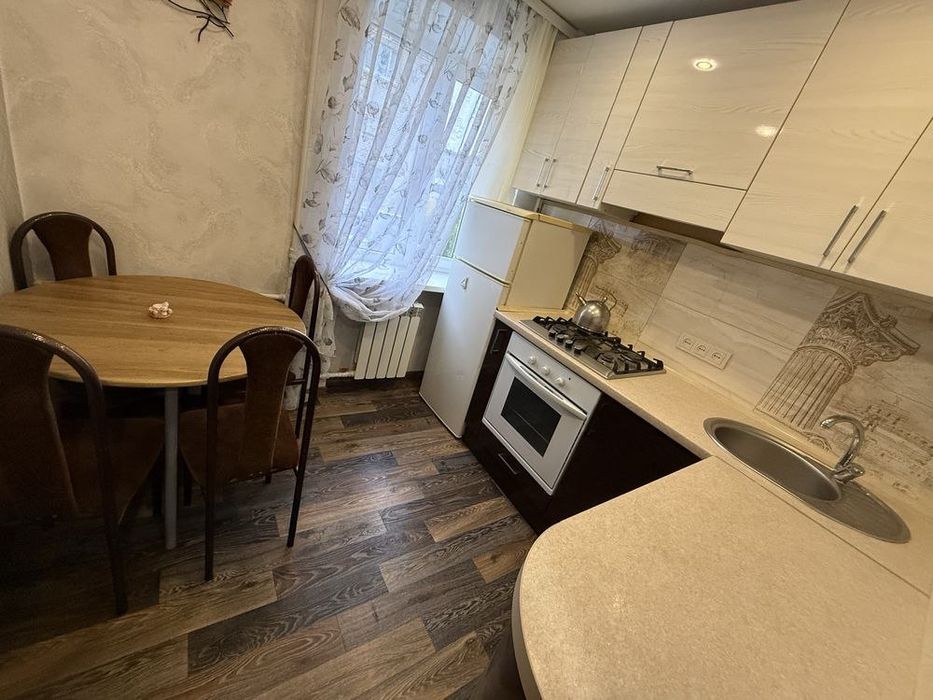 Здам 1к квартиру внизу пр Олександра Поля (Кірова)