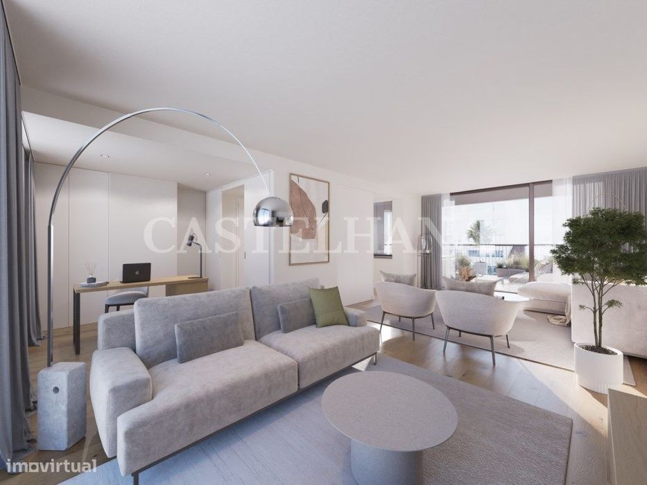 Apartamento T2 com área exterior e garagem no Areeiro, Lisboa