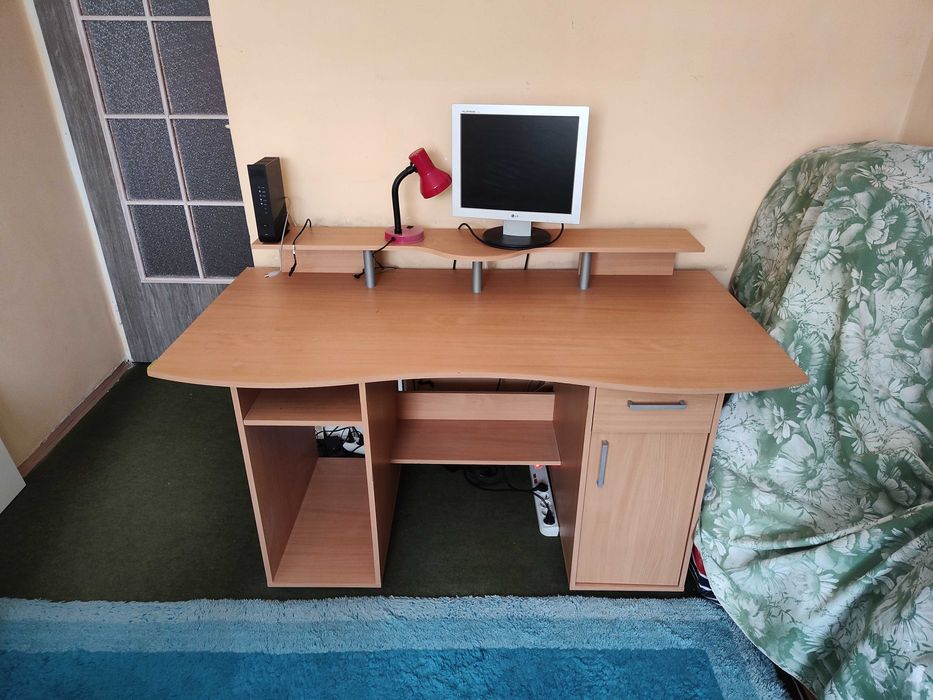 Biurko falowane z półką 160x80