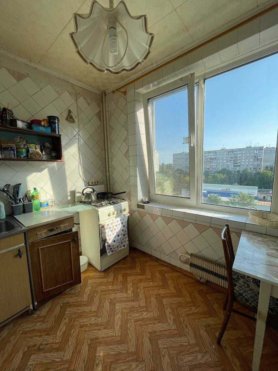 Продам 3к.квартиру метро Масельского.