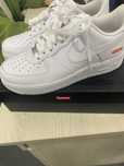 Biały\Supreme F1\Nike\nowy UnisexTrampki.46