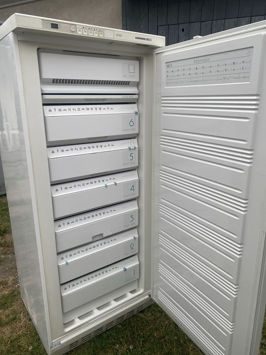 Морозильна камера LIEBHERR