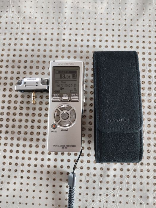 Цифровий диктофон Olympus DS-40/WS-321M 90-х років не вмикається