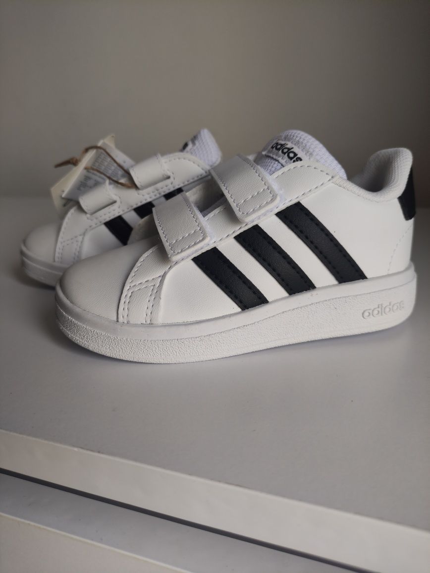 Buty dziecięce Adidas