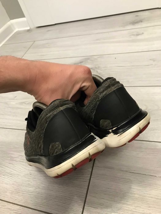 Buty Under Armour rozm. 44