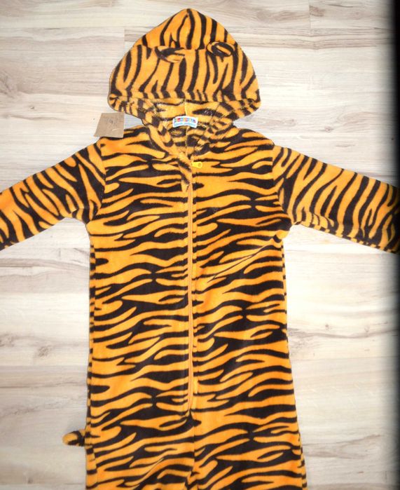 6^ tygrys strój przebranie piżama 7/8 Lat_ 122/128