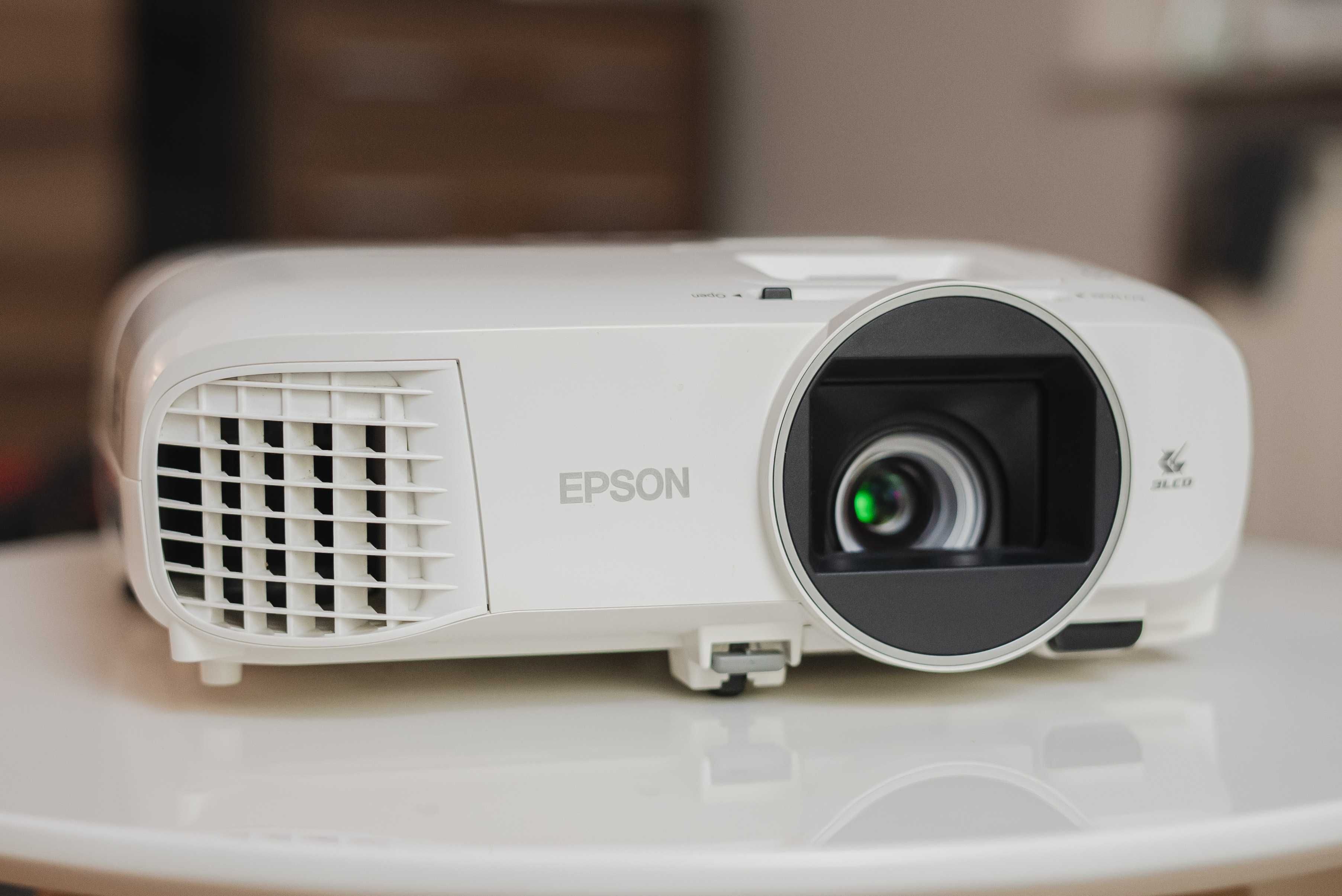 Projektor Epson EH-TW5600 - Jak nowy! Super stan ! Full HD 1080P