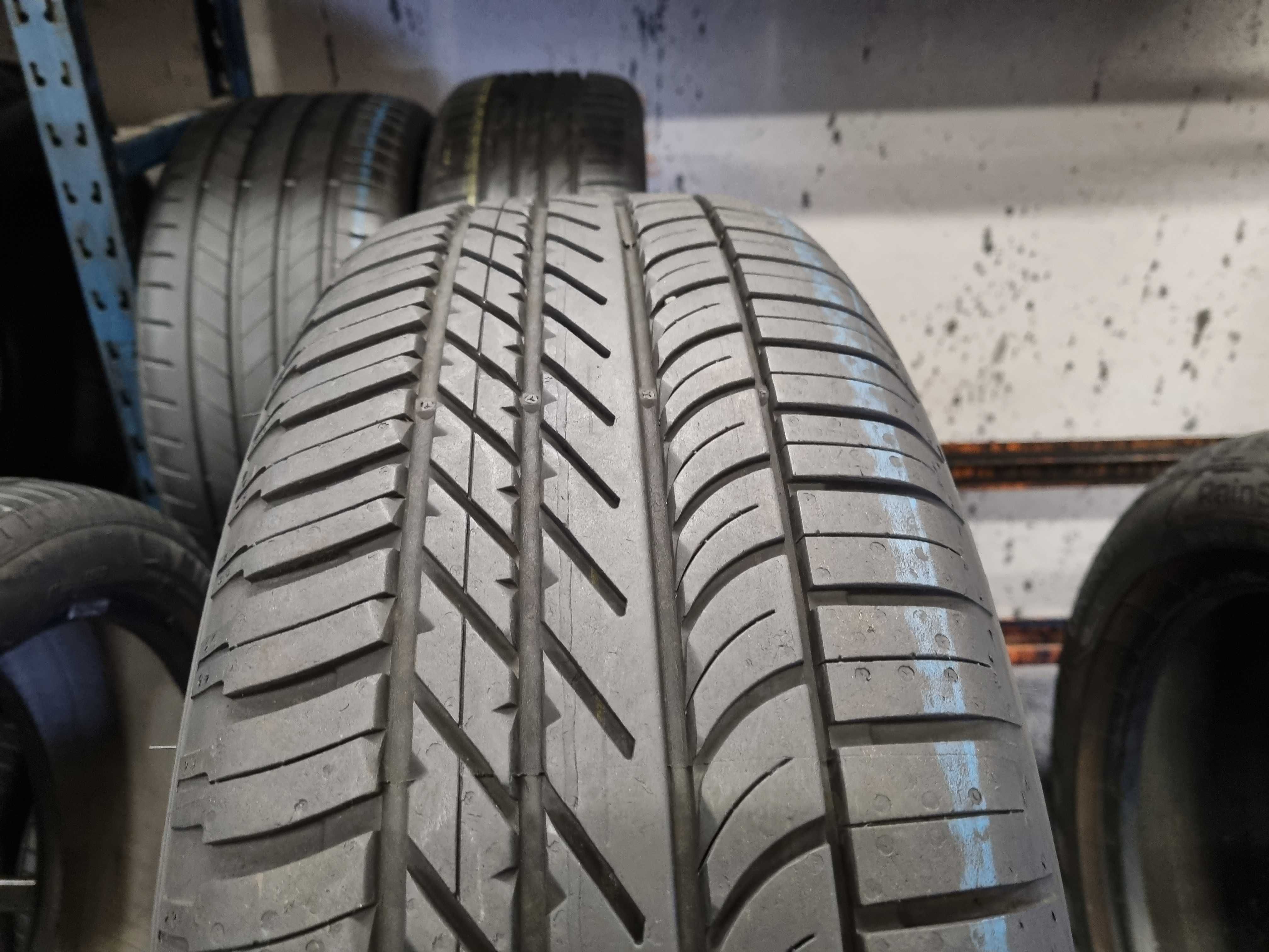 235/60/18 107V Goodyear Eagle F1 AT Suv 4/4 Dot.2123R