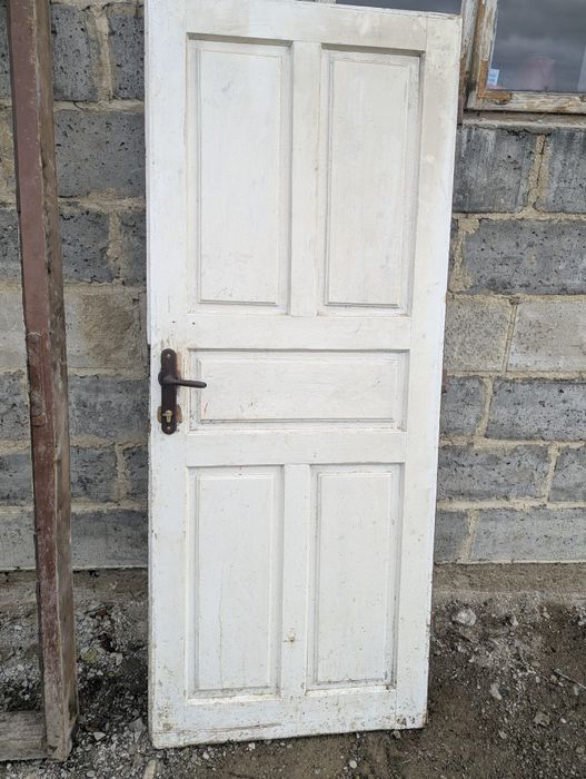 Drzwi zewnętrzne drewniane z demontażu