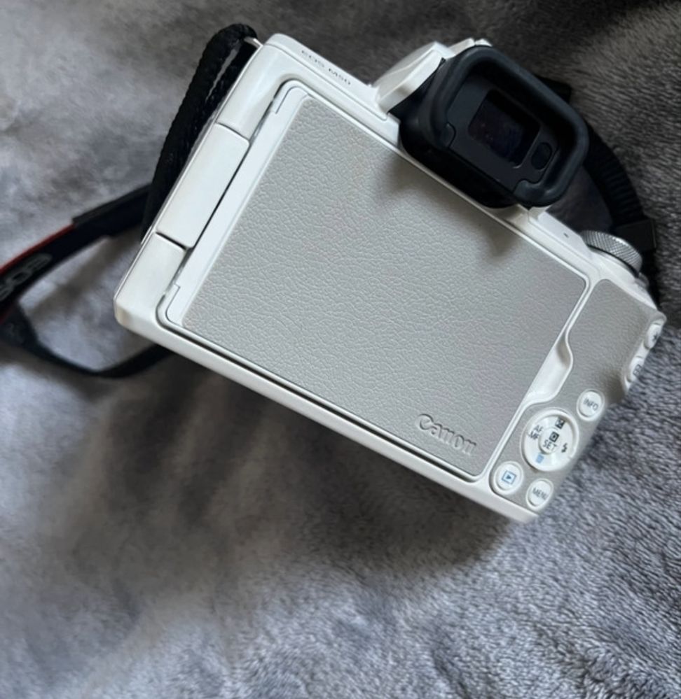 Canon M50 I - Como Nova, sem Marcas