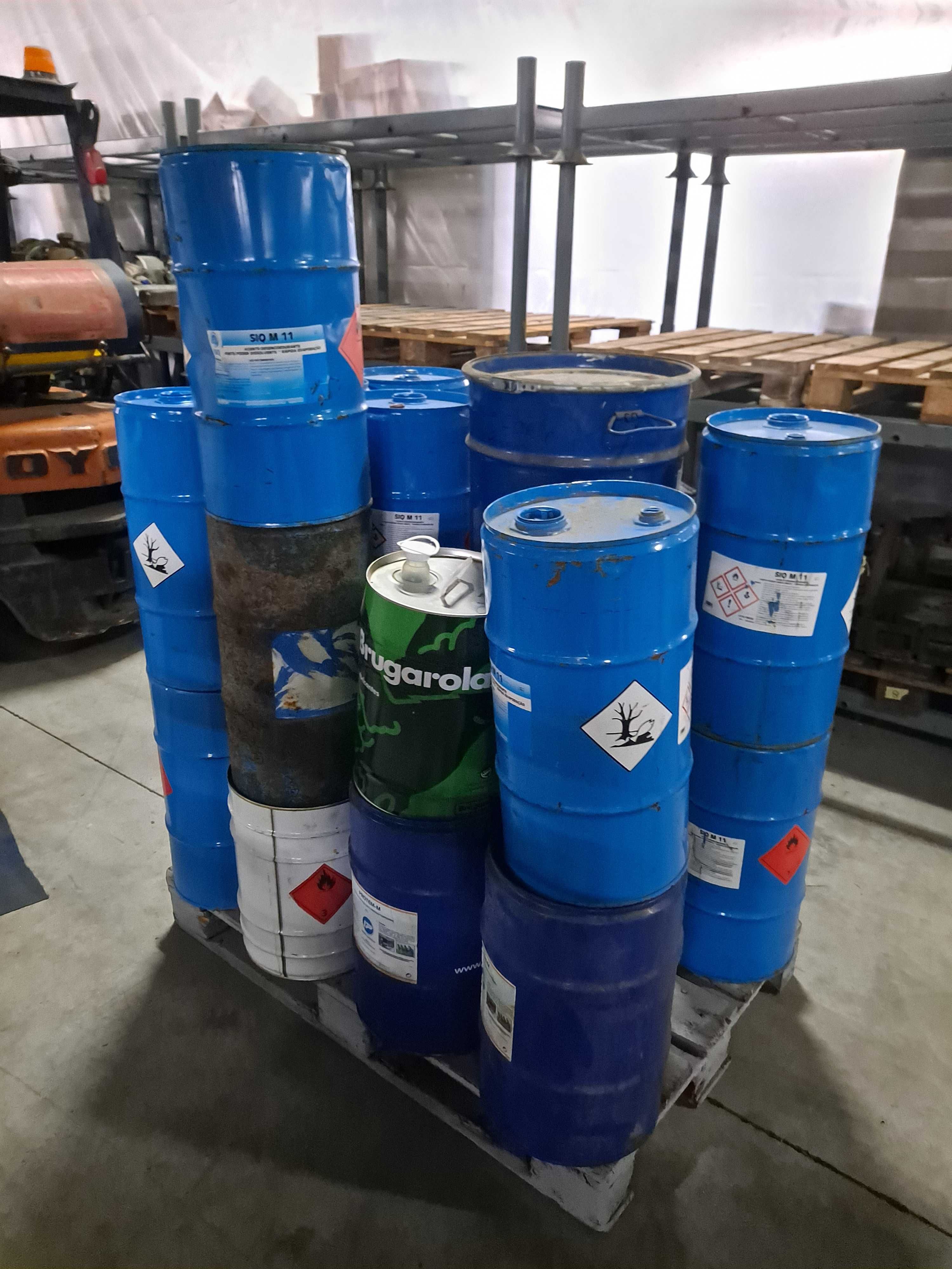 Bidons e Depositos de Metal e de platicos de 30L e 50L e 200L a 1000L