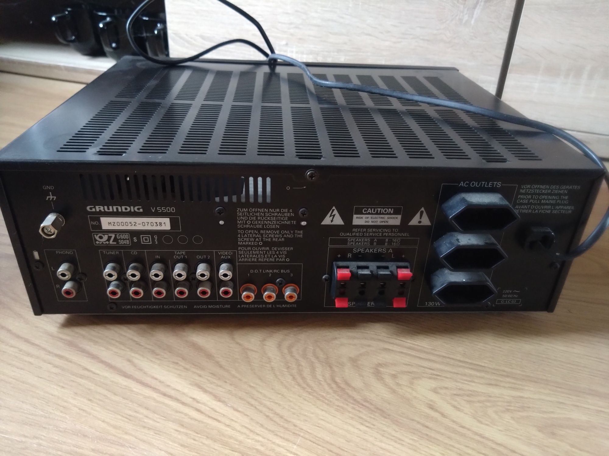 Wzmacniacz Grundig V5500
