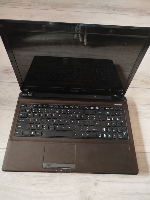 Laptop Asus K52J