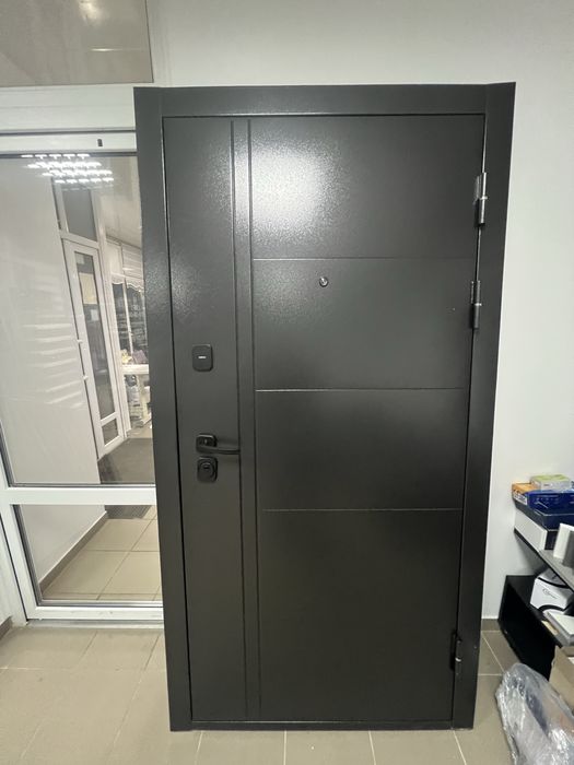 Вхідні двері в будинок/двері металеві/марсель двері/двері броньовані/