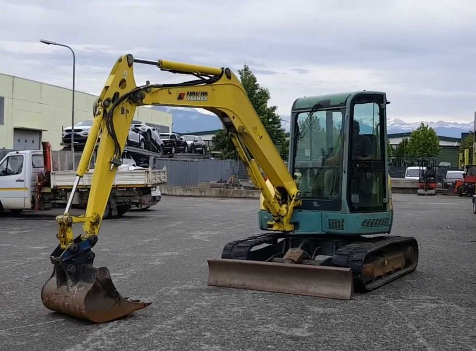 Mini Giratória Yanmar Vio 55