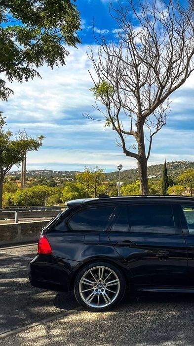 BMW 318d Touring Pack M 2010