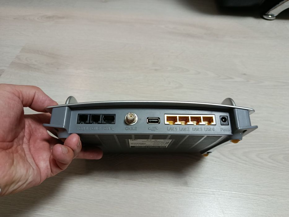 Марщрутизатор роутер FRITZ!Box 6490 Cable