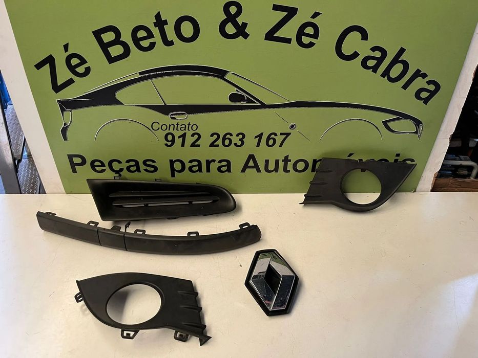 RENAULT CLIO 3 III GRELHA PARA CHOQUES FRENTE - G127