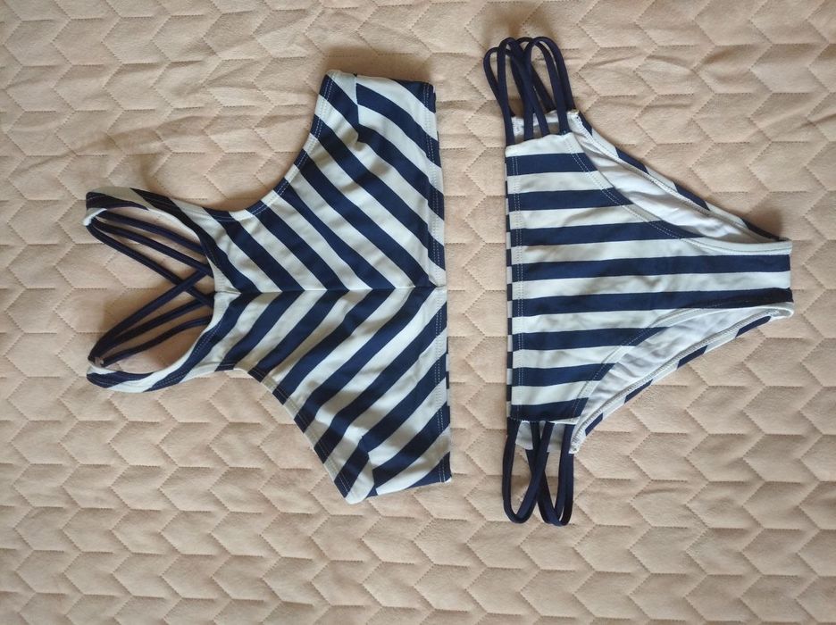 Купальник хай-нек біло-синій розмір M