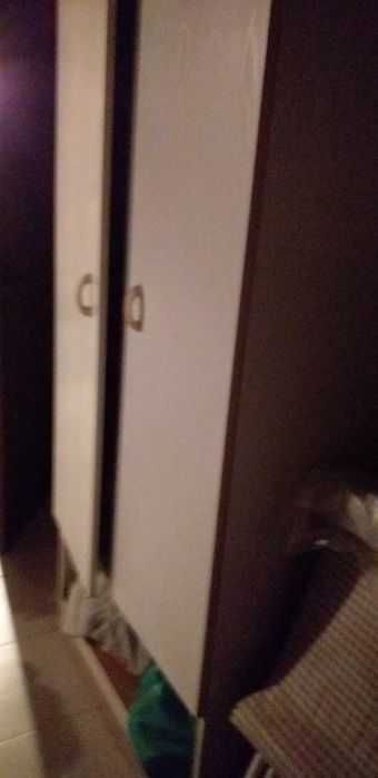 Roupeiro 2 portas branco.