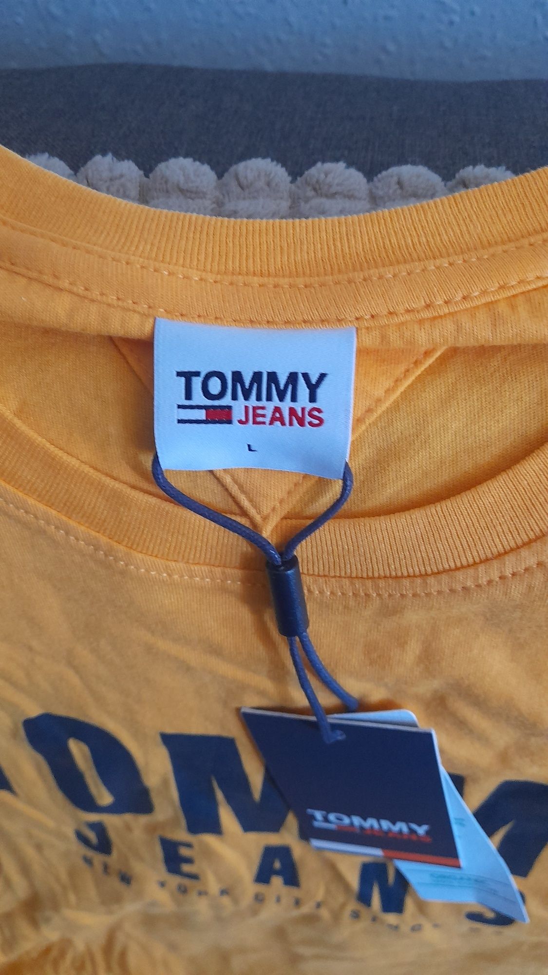 Tommy Jeans koszulka.