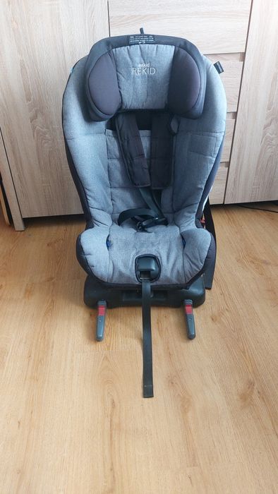 Fotelik axkid rekid 9-25 tyłem