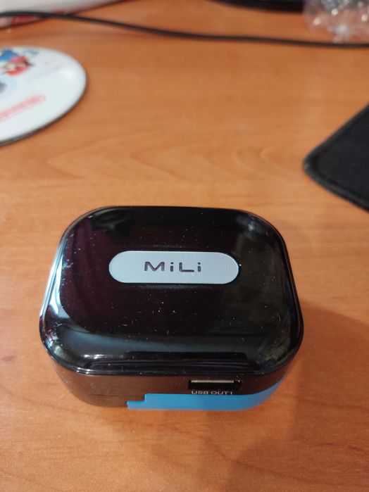 Универсальная зарядка MILI HC-U20