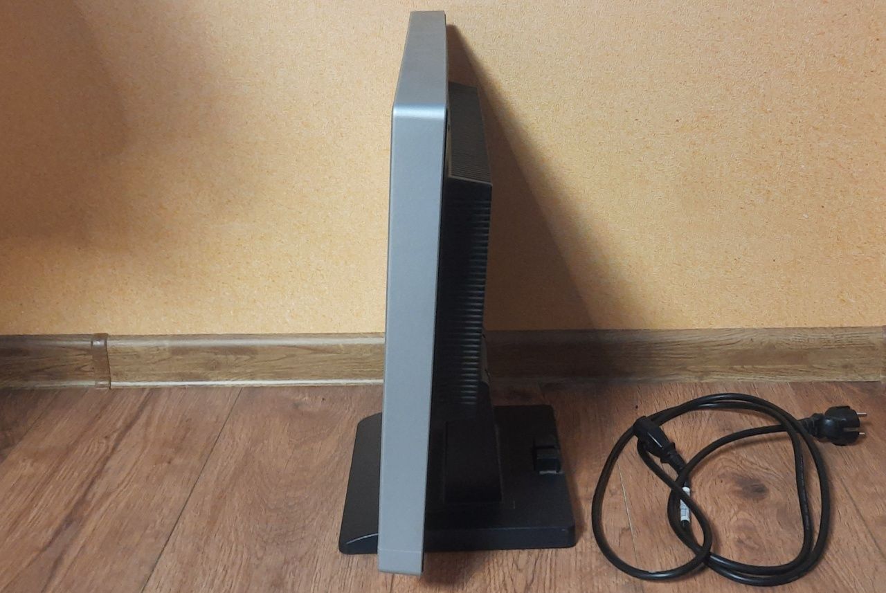 Монитор Nec LCD 17