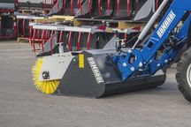 Szczota do ładowacza czołowego napęd hydrauliczny ! Sonarol