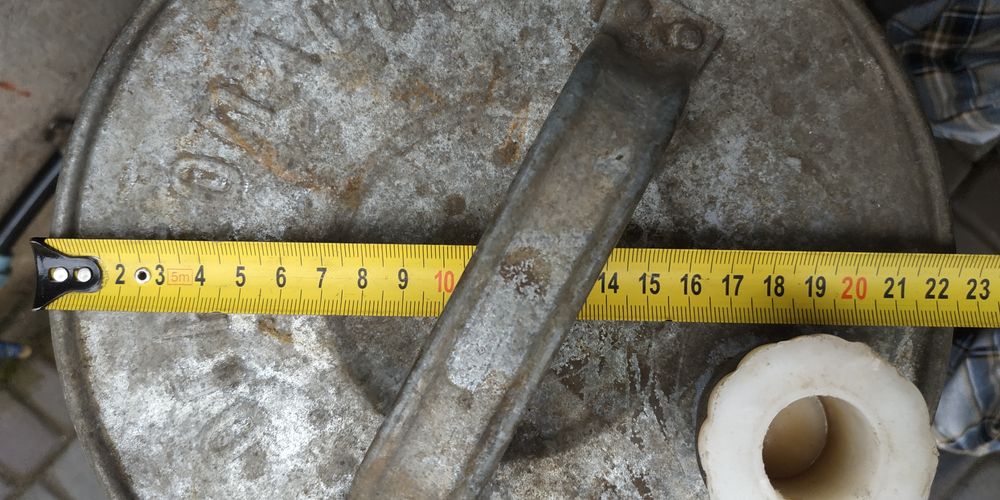 Металева каністра на 10 л.