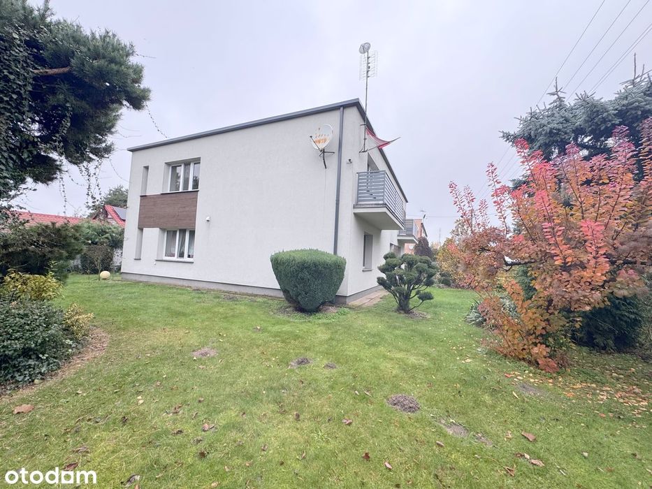 Gospodarstwo agroturystyczne lub hotel pracowniczy nad jeziorem