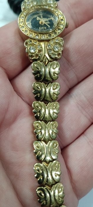 Годинник 24  gold