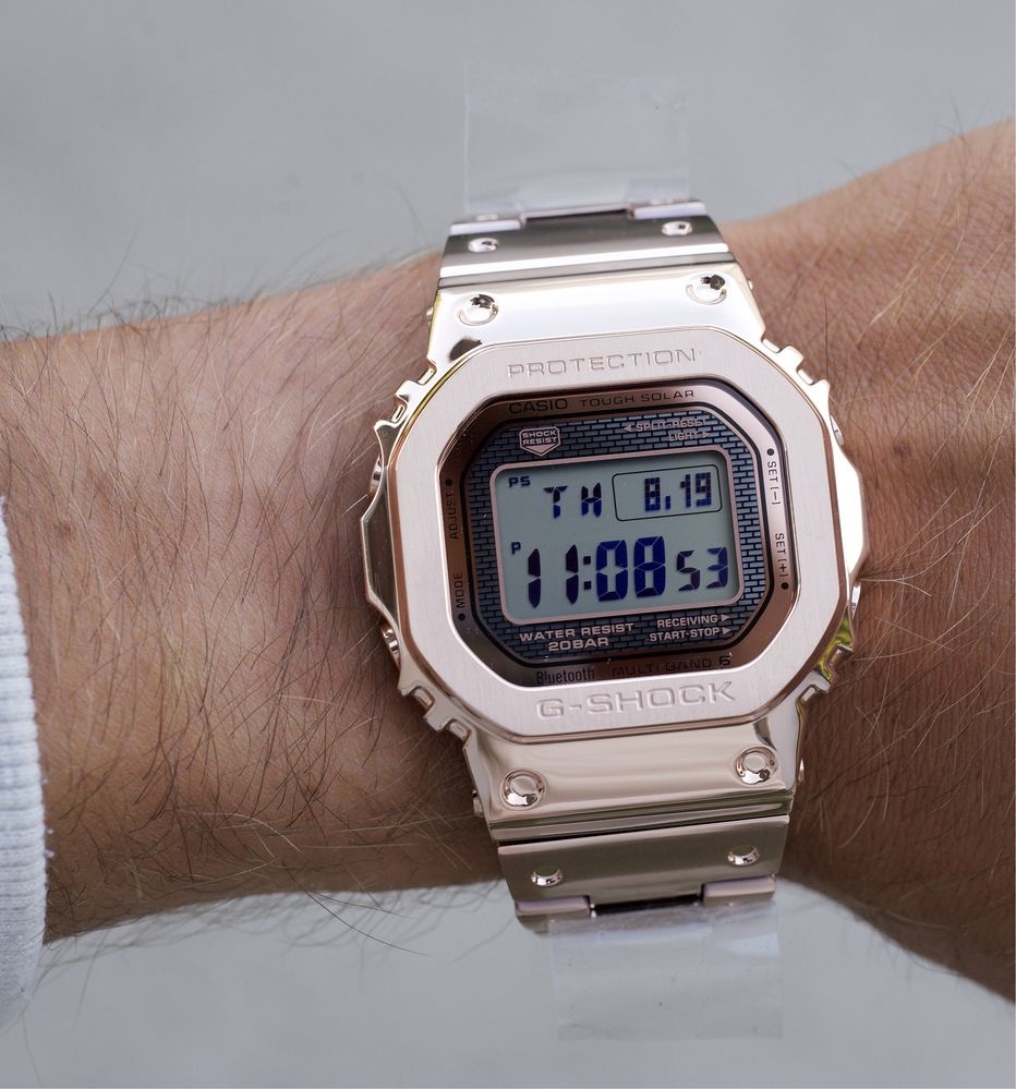 Casio G-shock GMW-B5000GD-4 новые оригинал