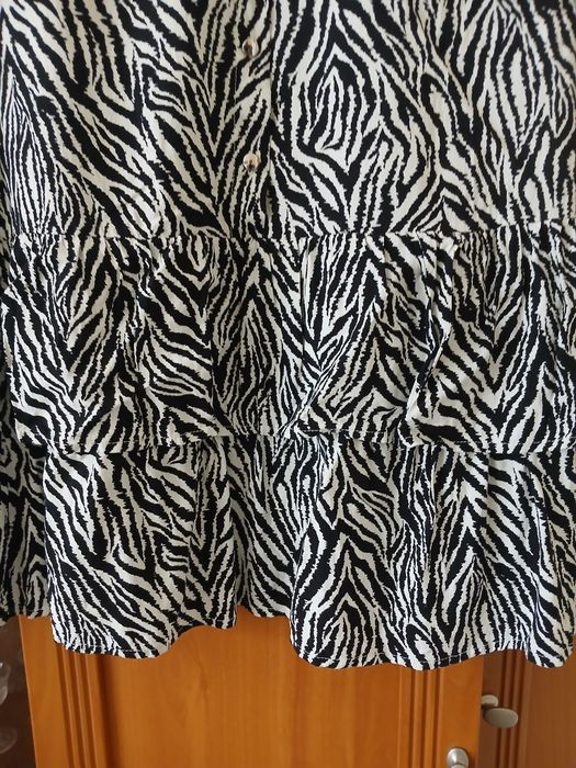 Bluzka bez rękawów,  biało-czarna