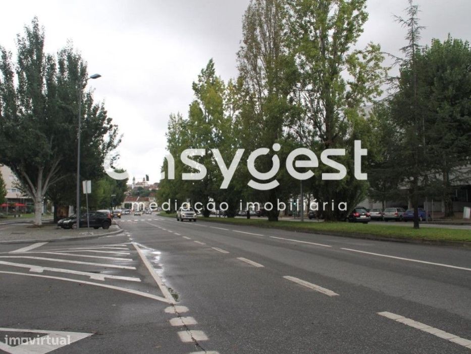 Lote de Terreno para construção na Avenida Europa em Viseu