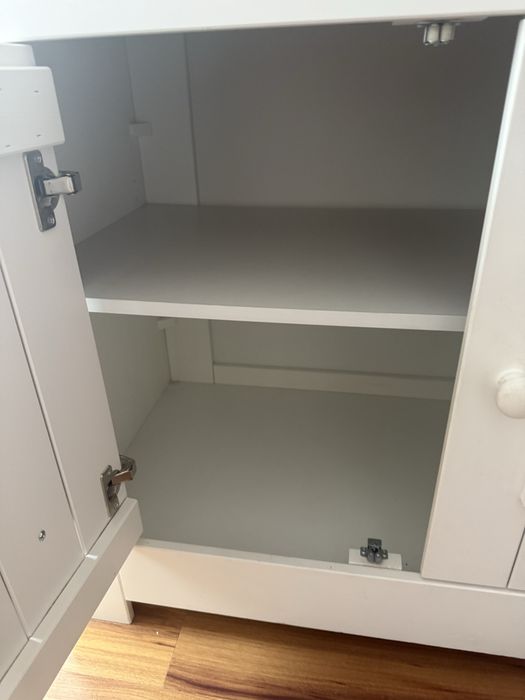 Meble Pinio Marsylia drewniane