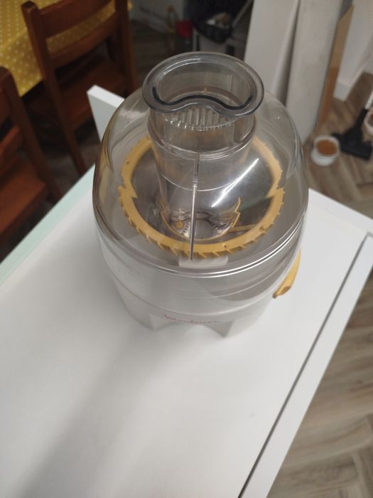 Máquina para sumos liquidificadora