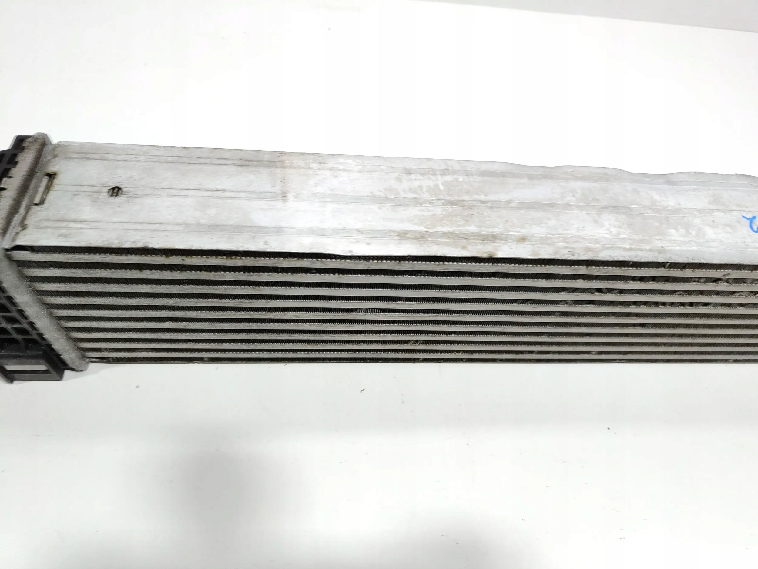 Audi A4 B9 intercooler chłodnica oryginał cała