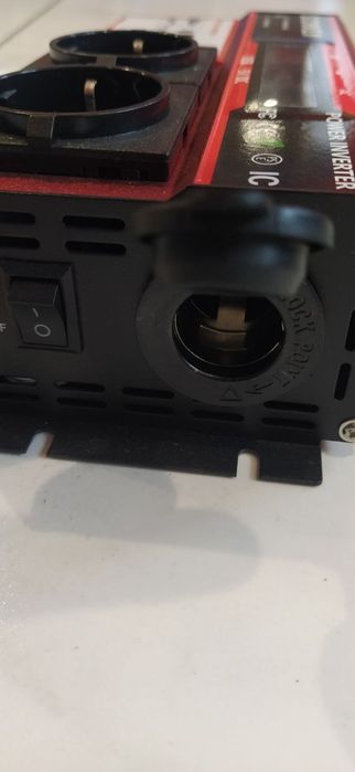 Преобразователь напряжения