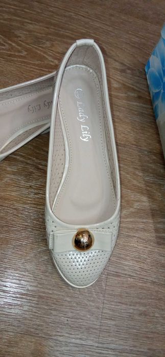 Чобітки, сапожки та черевички осінь / весна