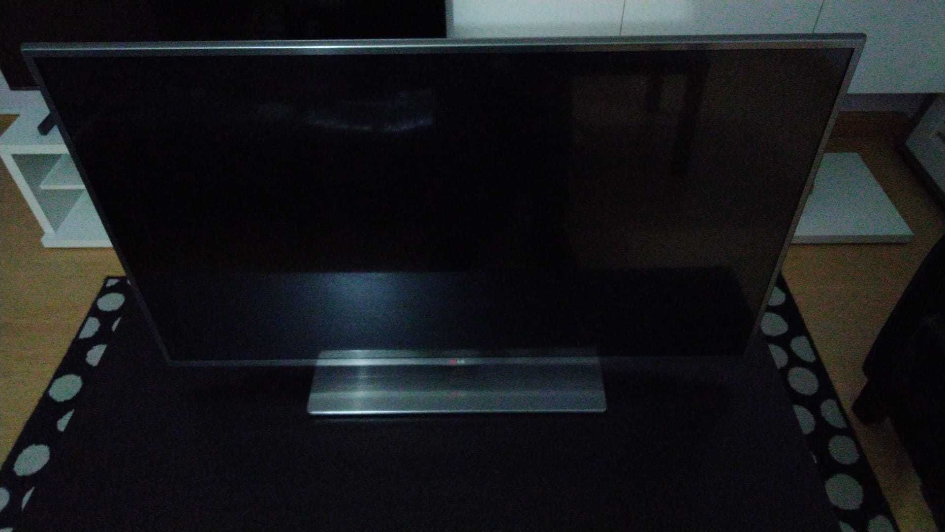 LG Smart TV - 42'' (107cm) Cinema 3D (perfeito estado)