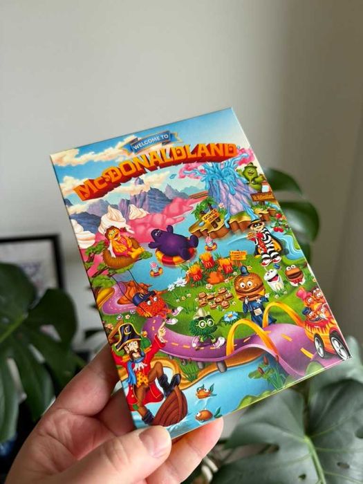 Macdonalds "Macdonaldland" - happy meal dla doroslych z Australii