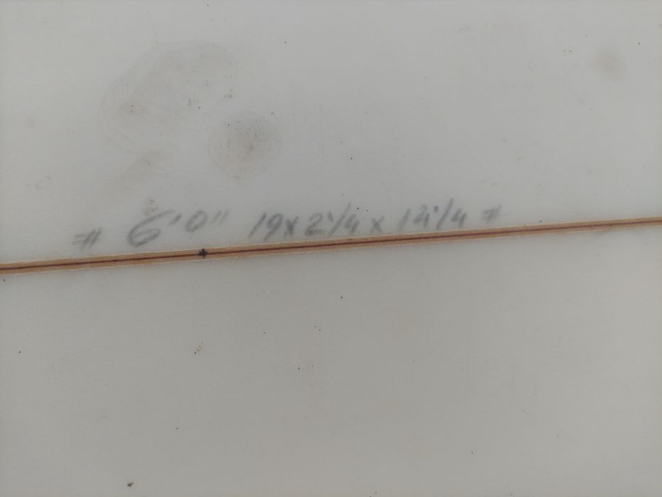 prancha de surf 6'0 red eyes