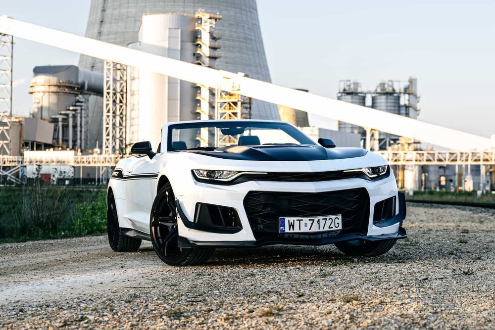 Wynajem Chevrolet Camaro 6.2 V8 WYDECH wypożyczalnia samochodów