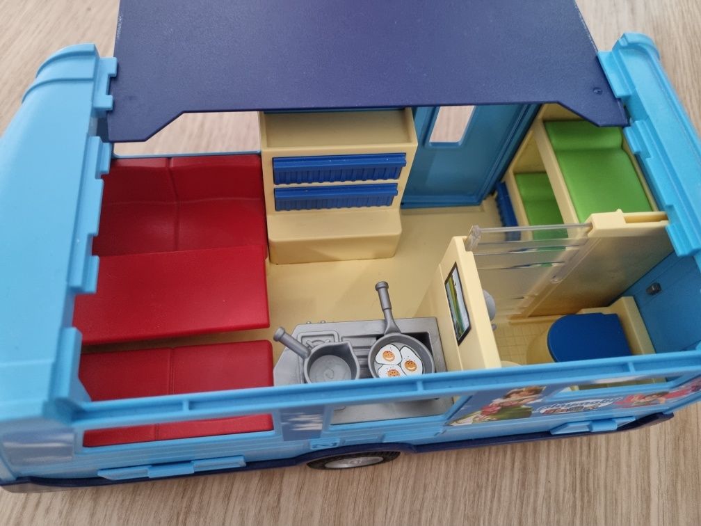 Playmobil FunPark pickup z przyczepą